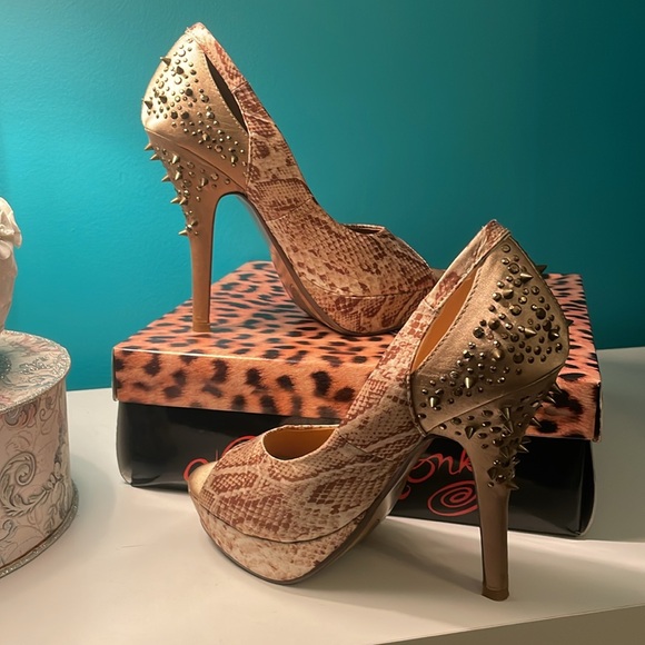 Naughty Monkey's Multi-Color Glam Dandy Spiked Heels in Beige Snake-print. - Picture 4 of 10